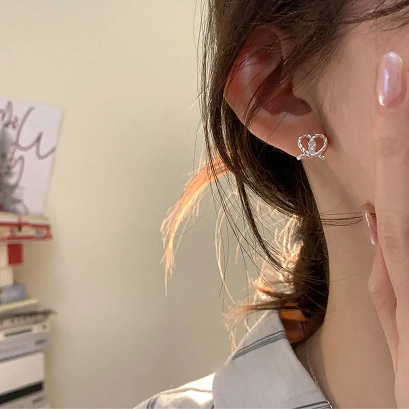 [Clearance] Pretzel Earrings